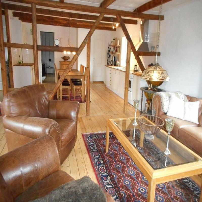 Rostanga Vacation Apartments Eksteriør bilde